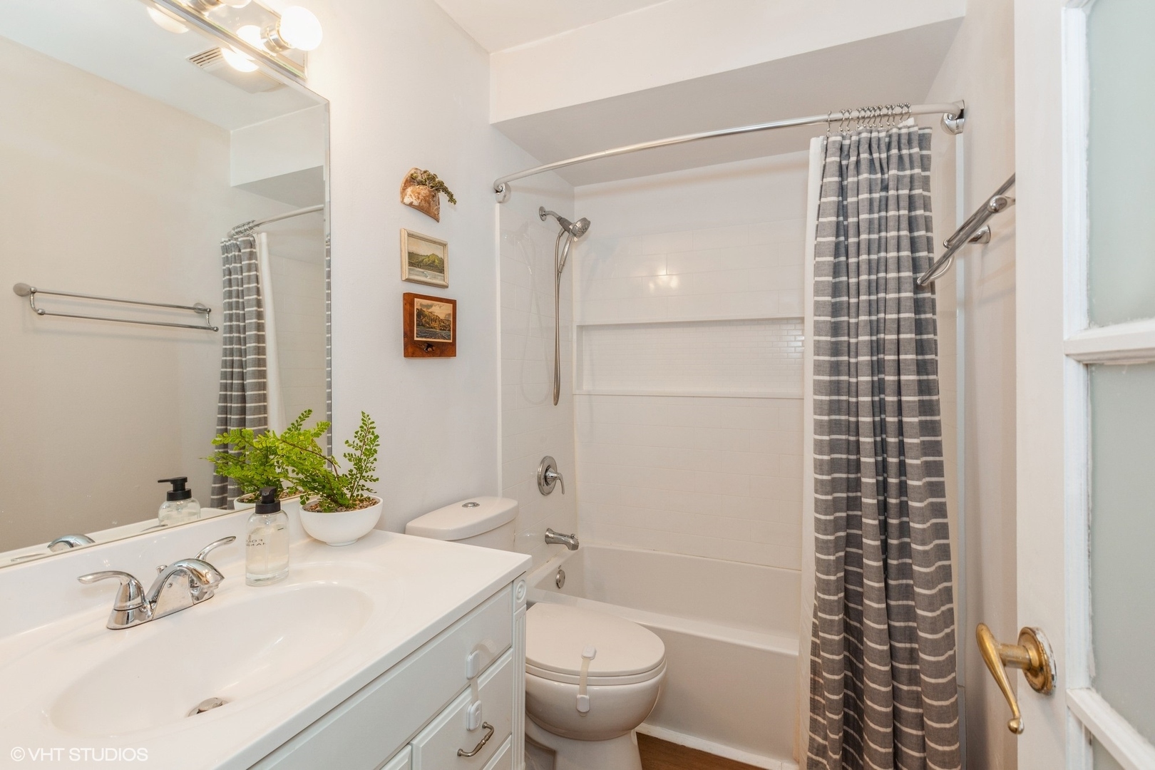 1212 Whispering hills Court Unit: 1A