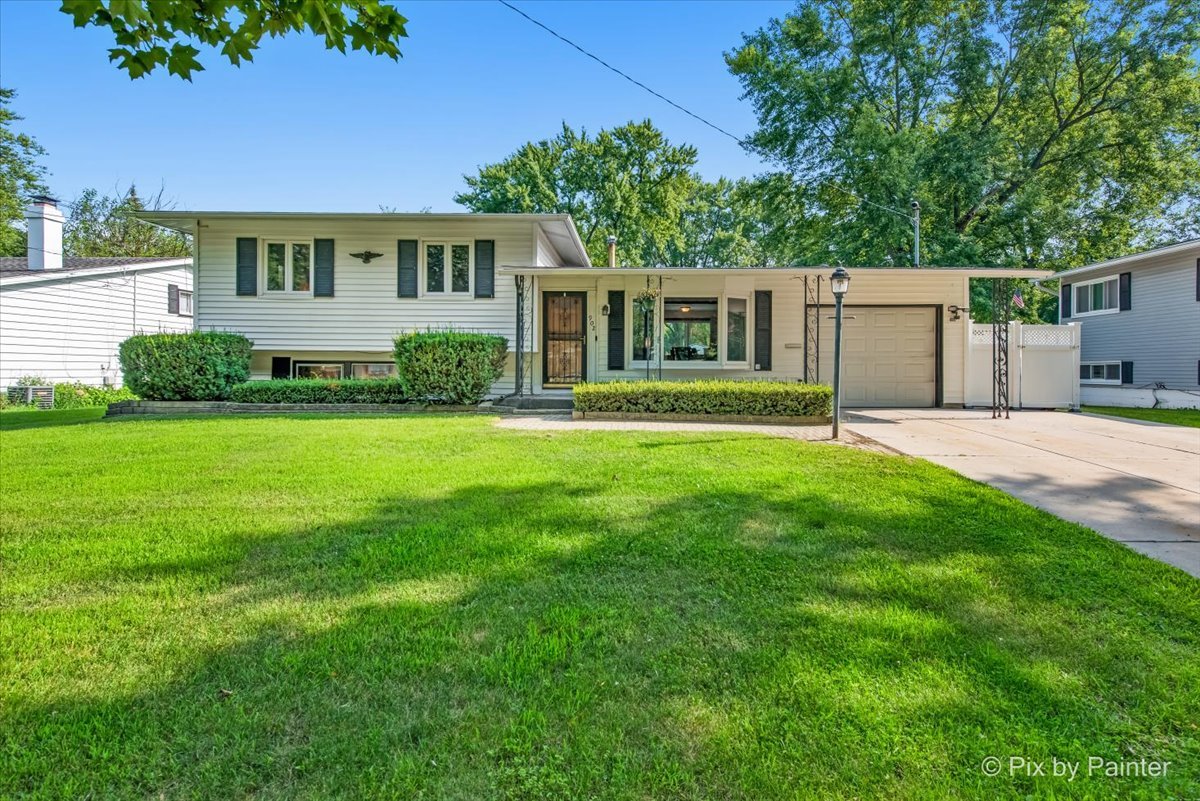 902 Dawn Court
