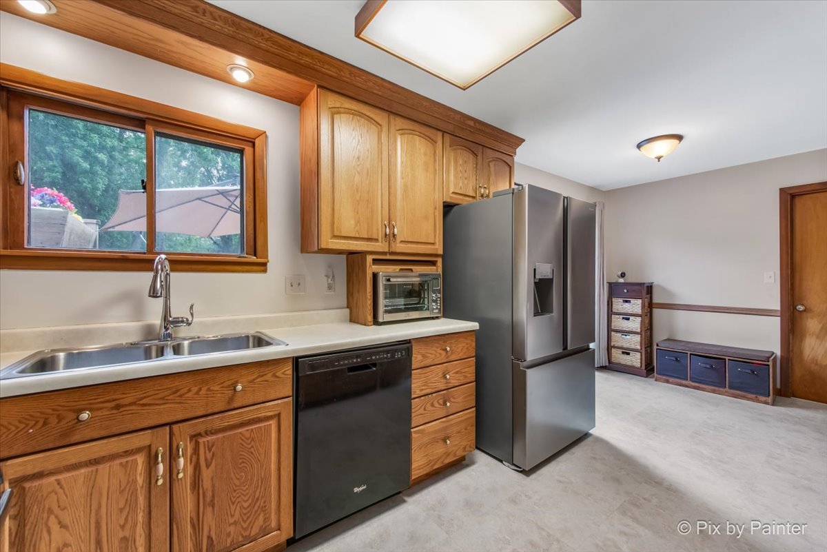 902 Dawn Court