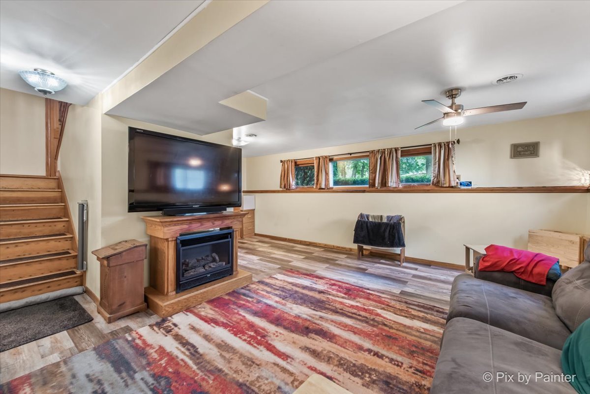 902 Dawn Court