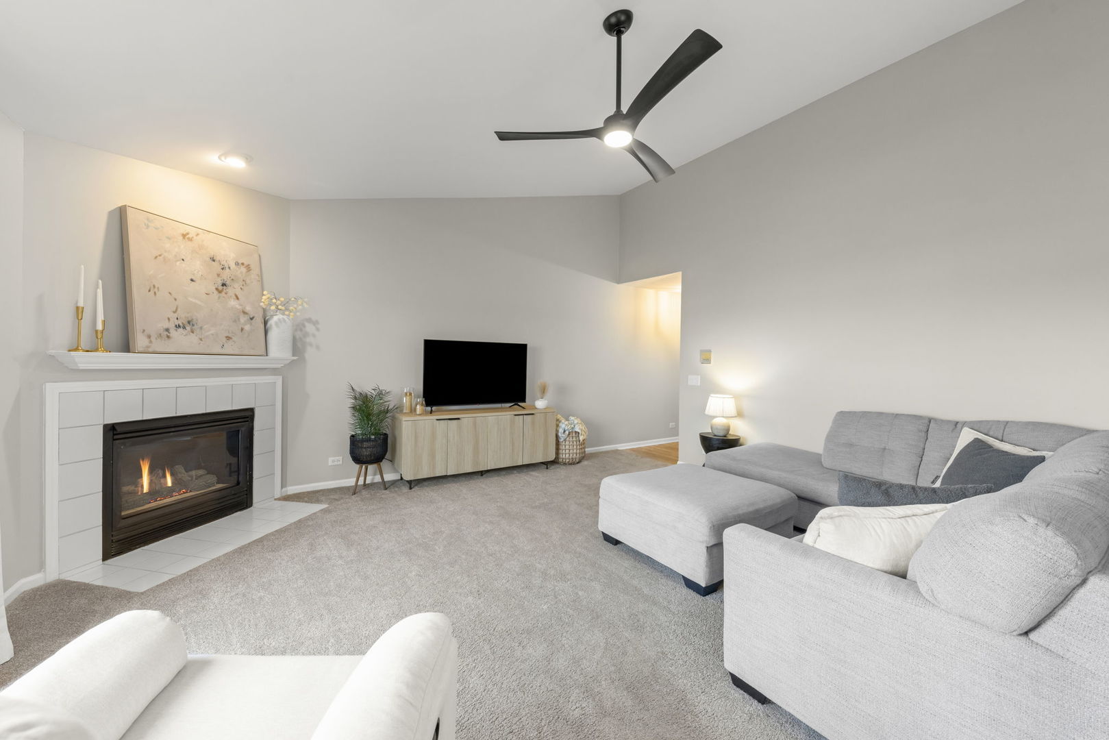 809 Constance Lane Unit: 809