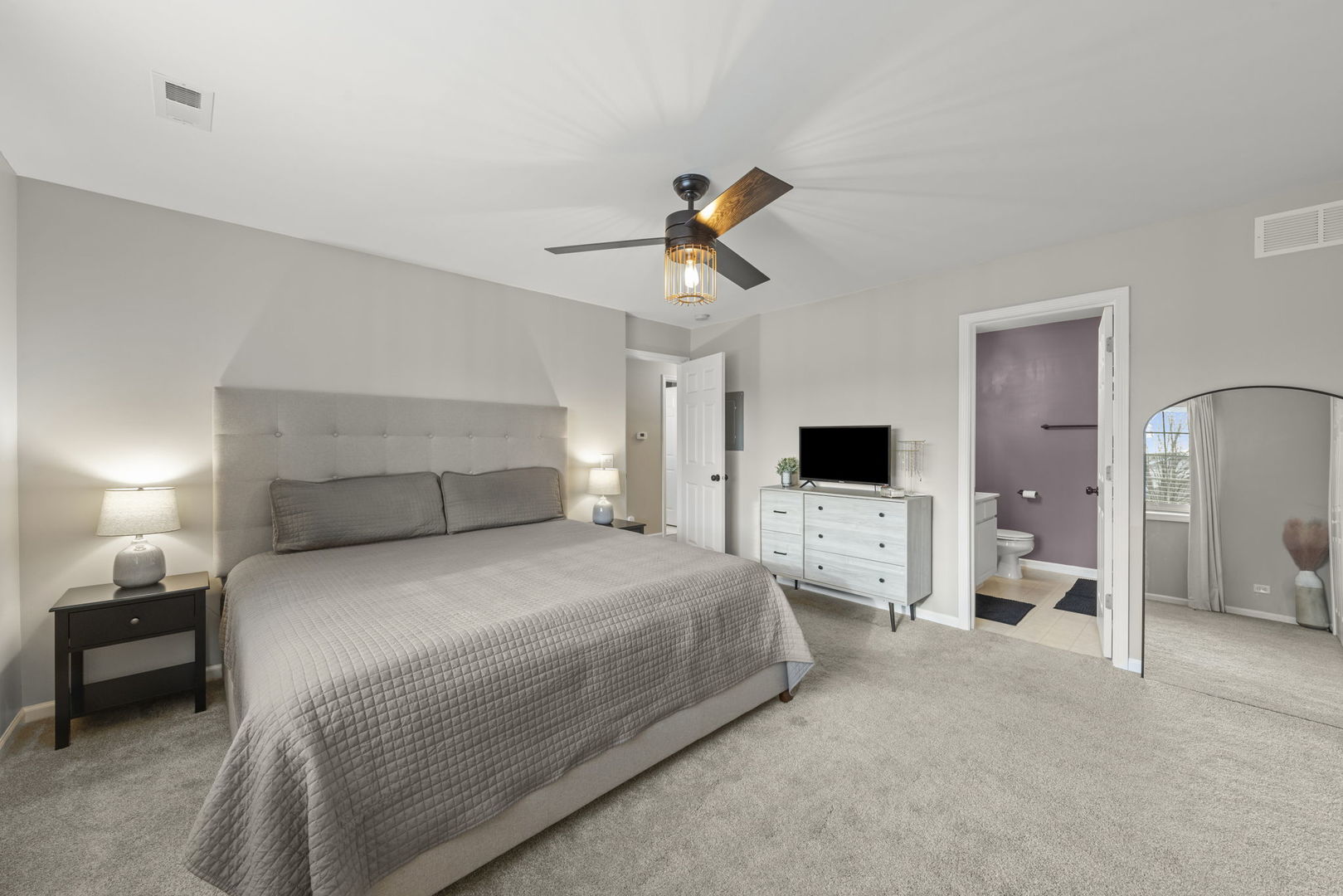 809 Constance Lane Unit: 809