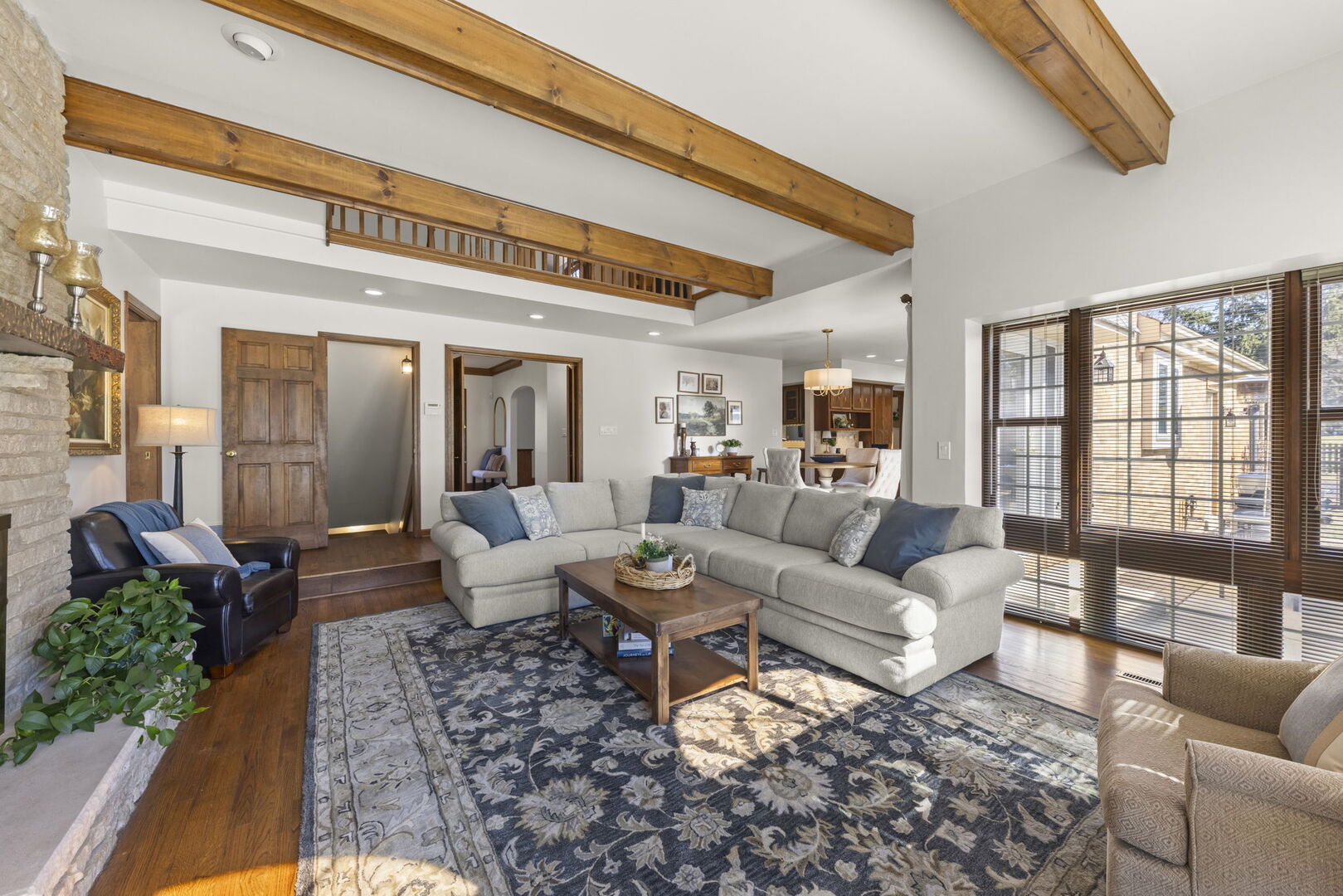 28W211 Cantigny Drive