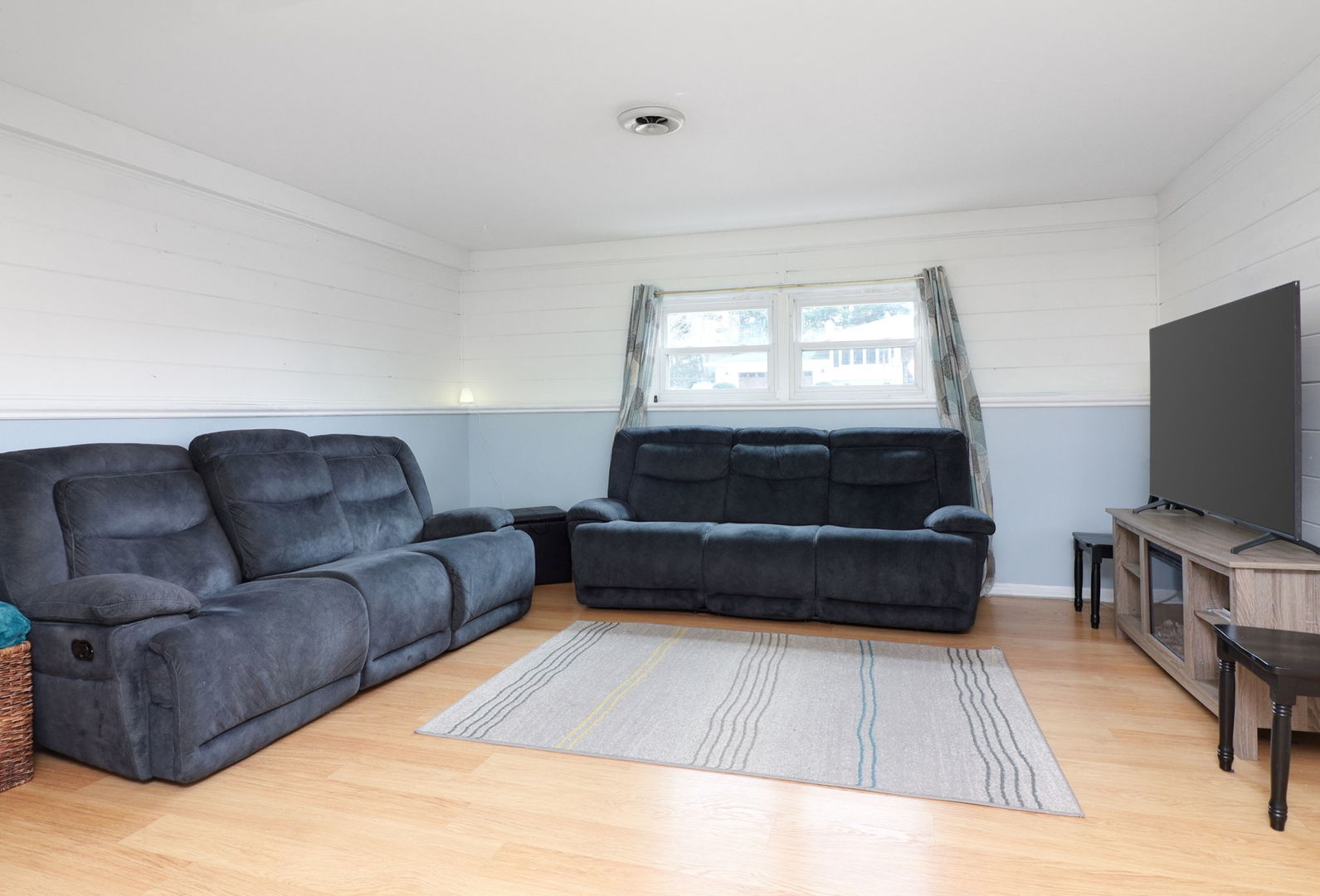 4N170 Wiant Road