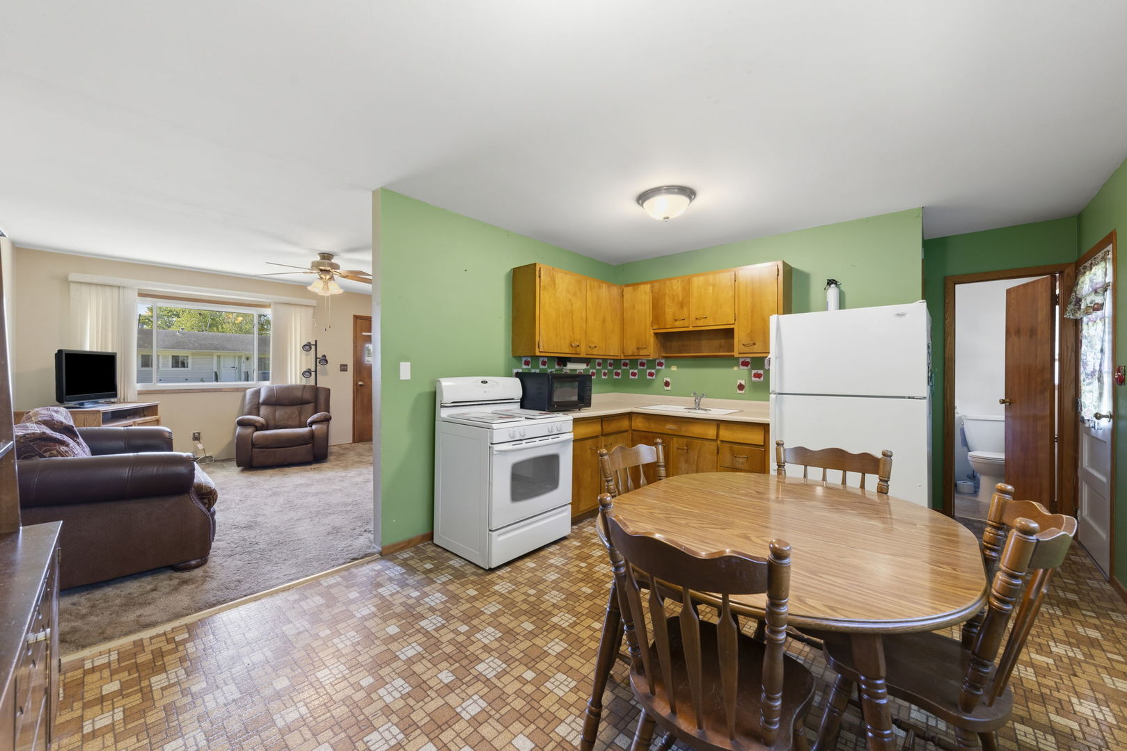 303 E Edgelawn Drive