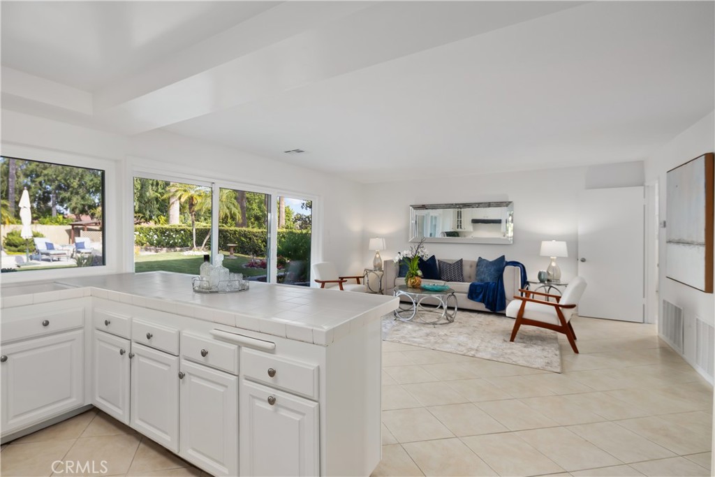 1042 Don Diablo Drive