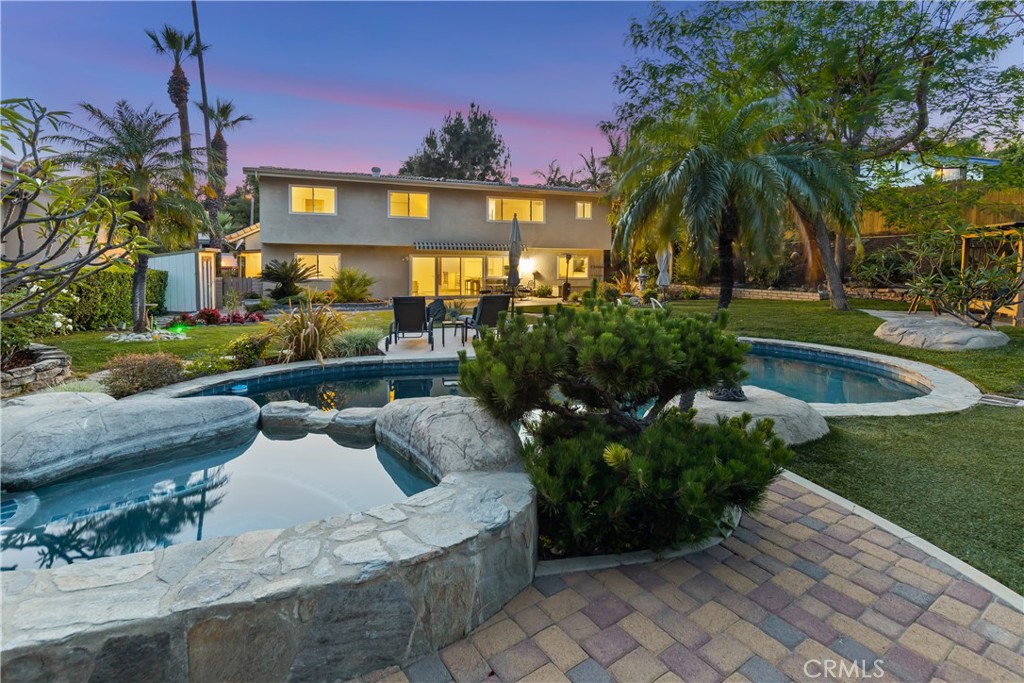 1042 Don Diablo Drive