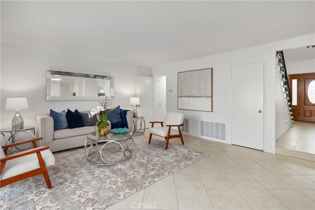 1042 Don Diablo Drive