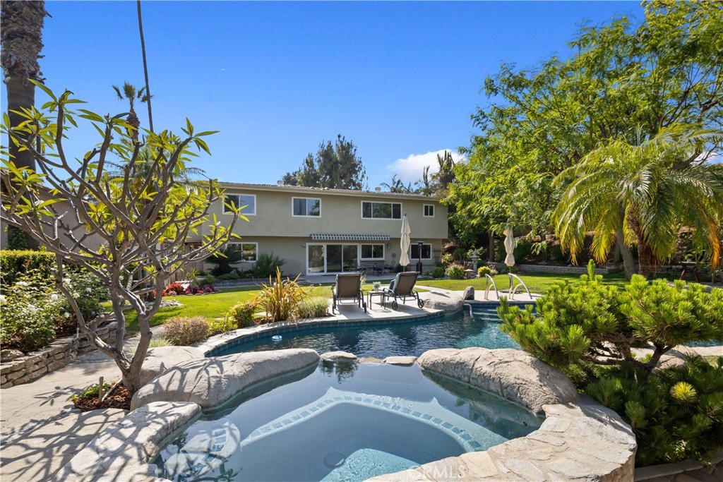 1042 Don Diablo Drive