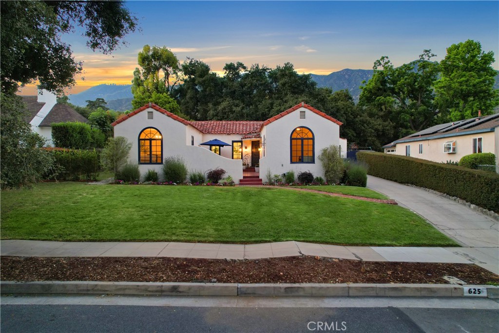 625 W Grandview Avenue