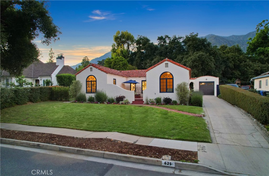 625 W Grandview Avenue