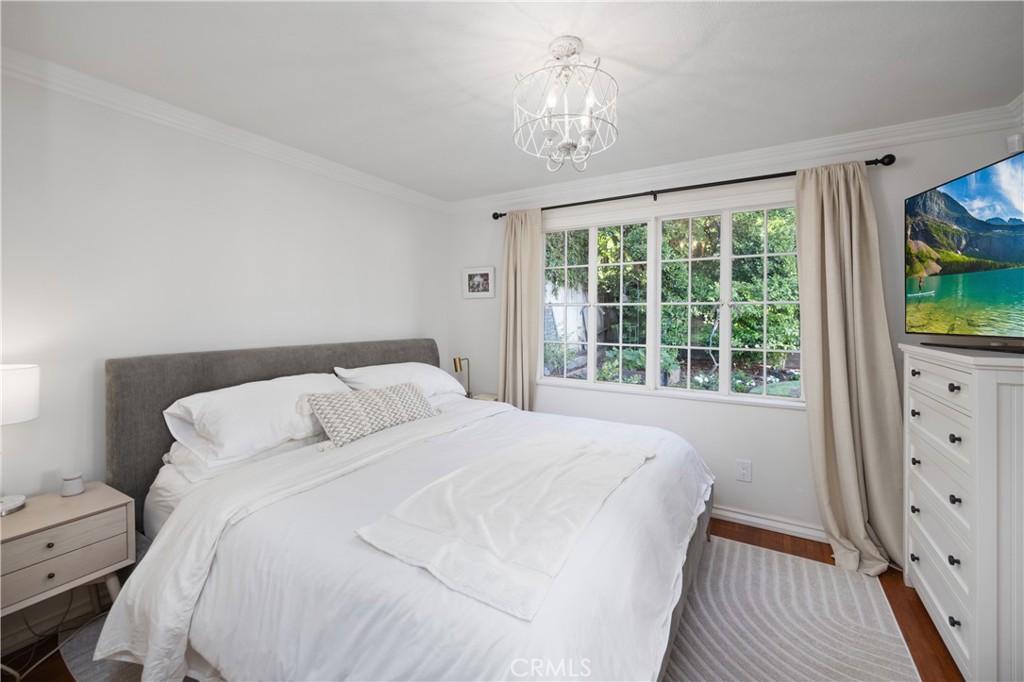 625 W Grandview Avenue