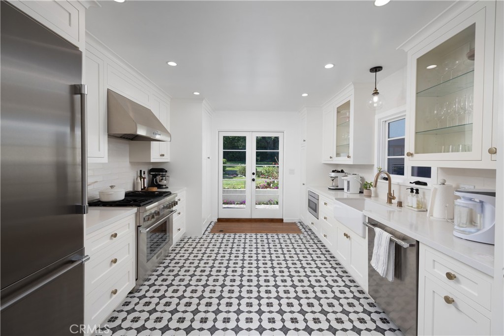 625 W Grandview Avenue