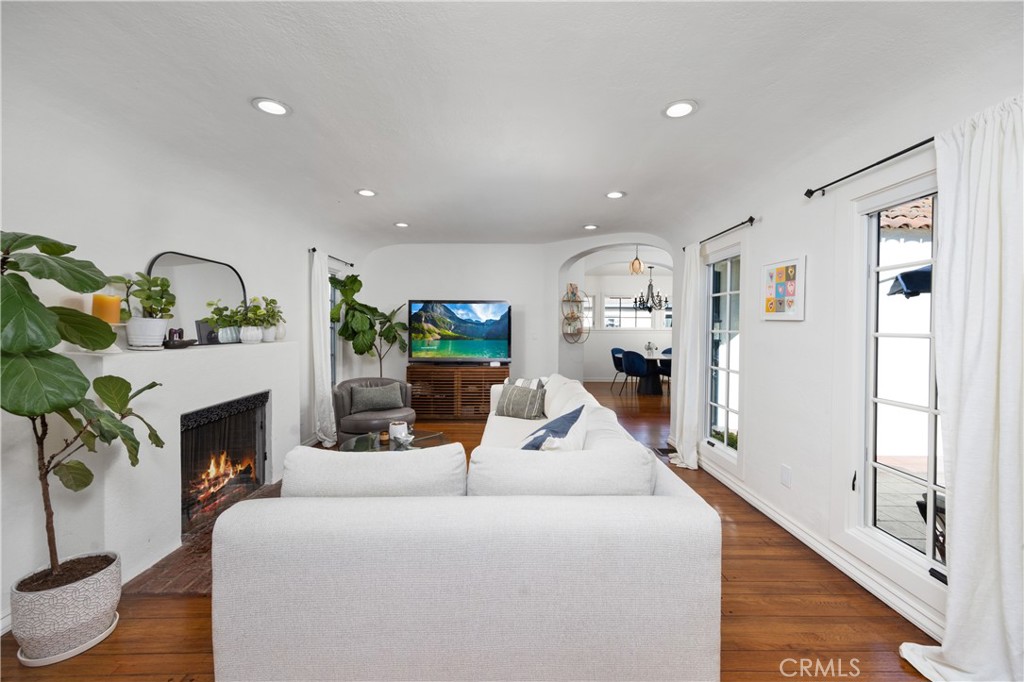 625 W Grandview Avenue