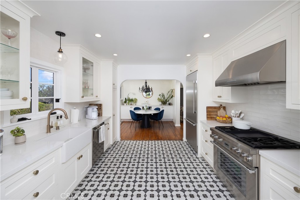 625 W Grandview Avenue