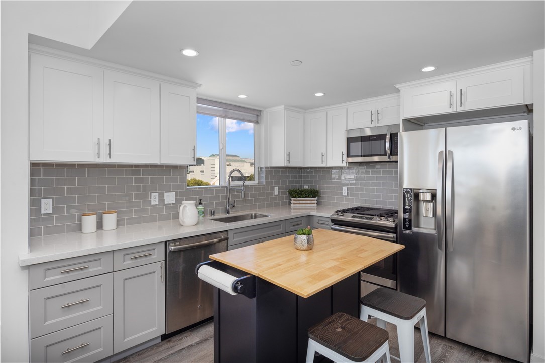 1055 S Serrano Avenue 505