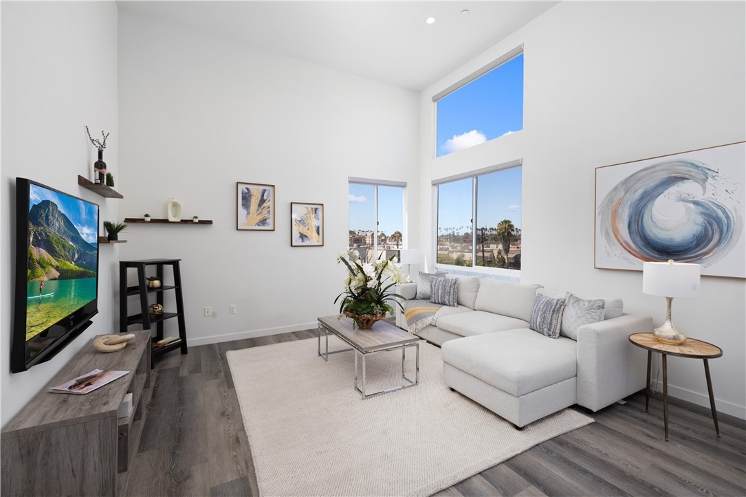 1055 S Serrano Avenue 505