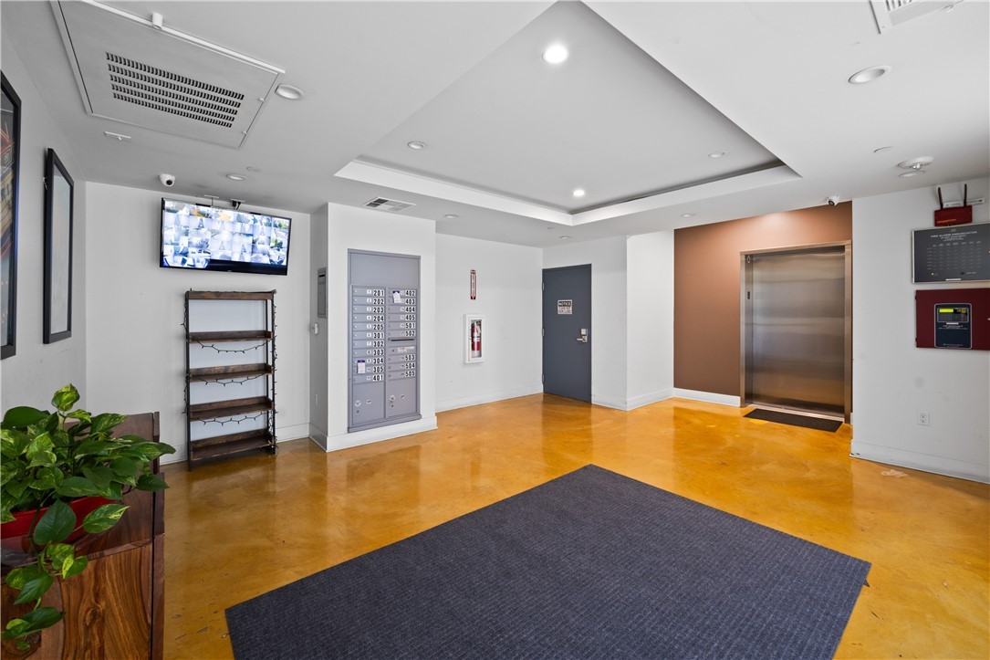 1055 S Serrano Avenue 505