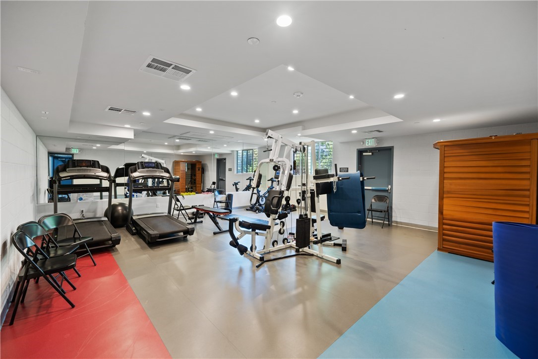 1055 S Serrano Avenue 505