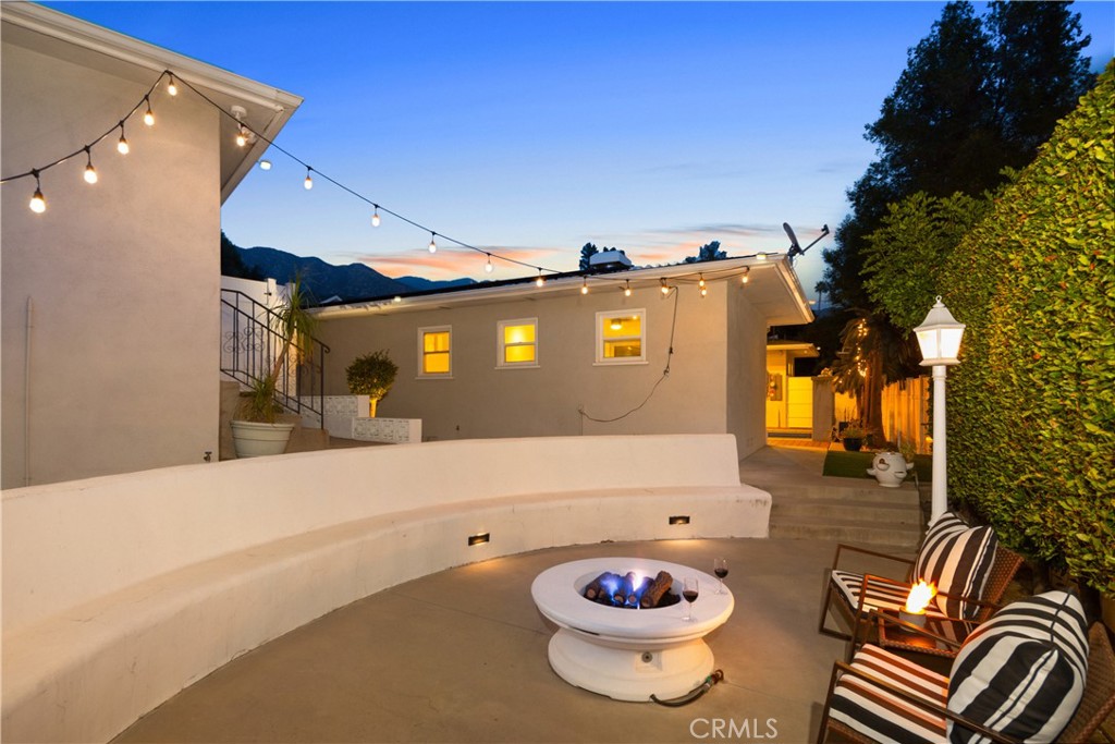 405 Heather Heights Court