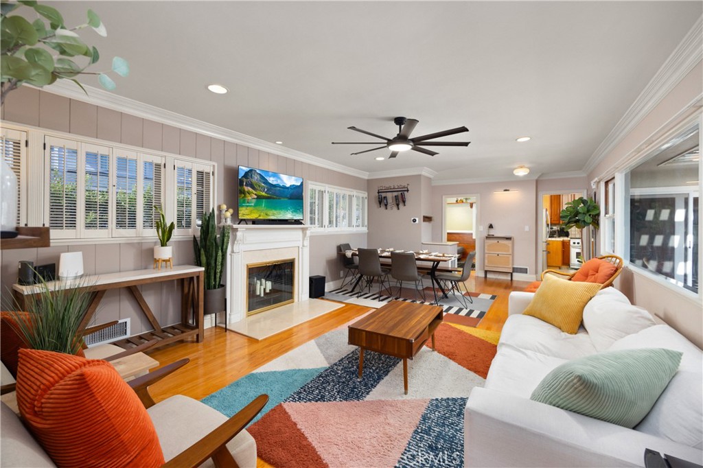 405 Heather Heights Court