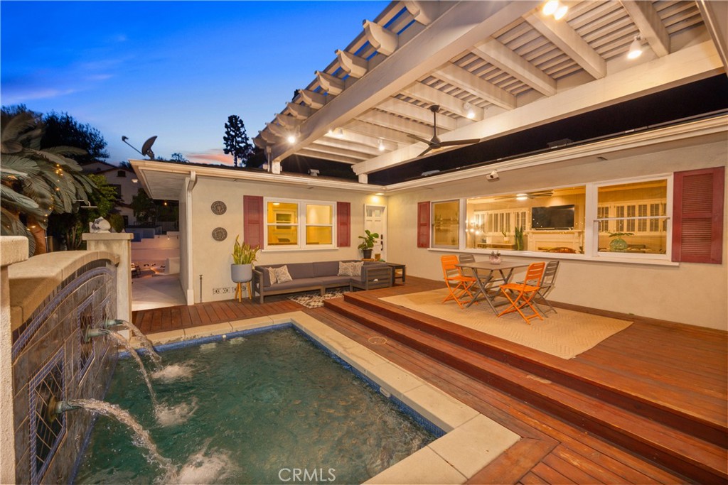 405 Heather Heights Court