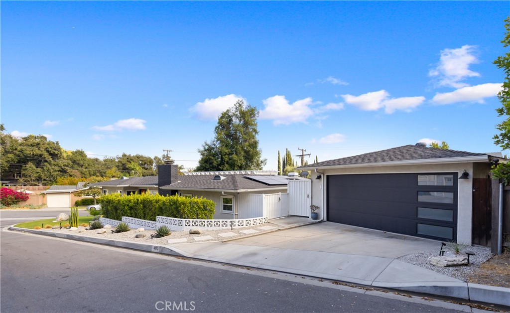 405 Heather Heights Court