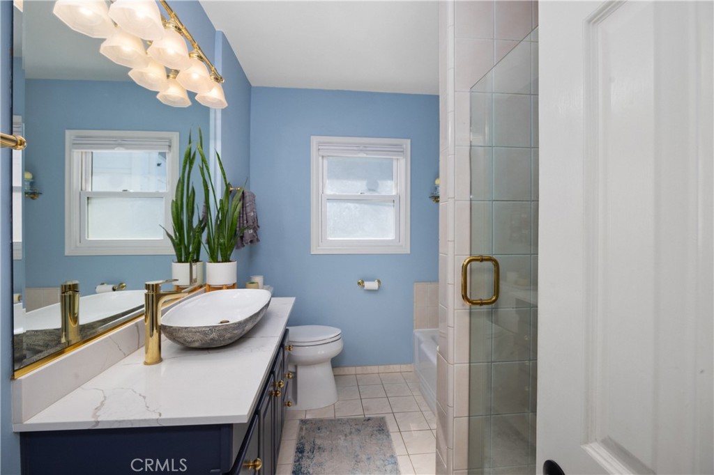 405 Heather Heights Court