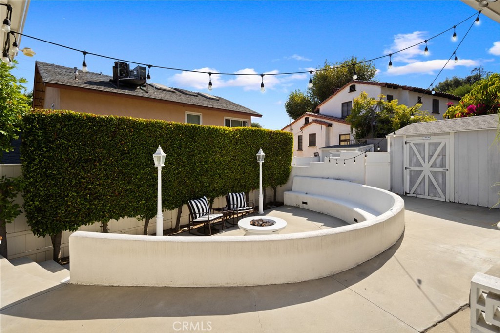 405 Heather Heights Court