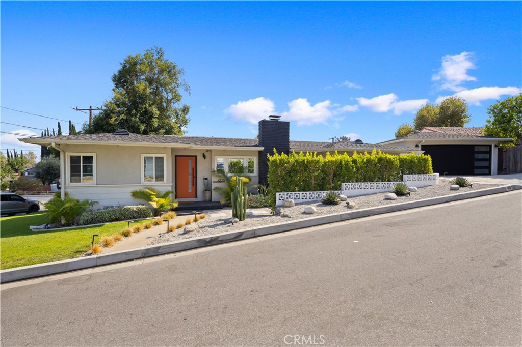 405 Heather Heights Court