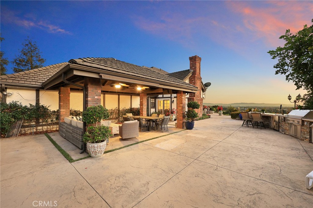 318 N Terrace View Drive