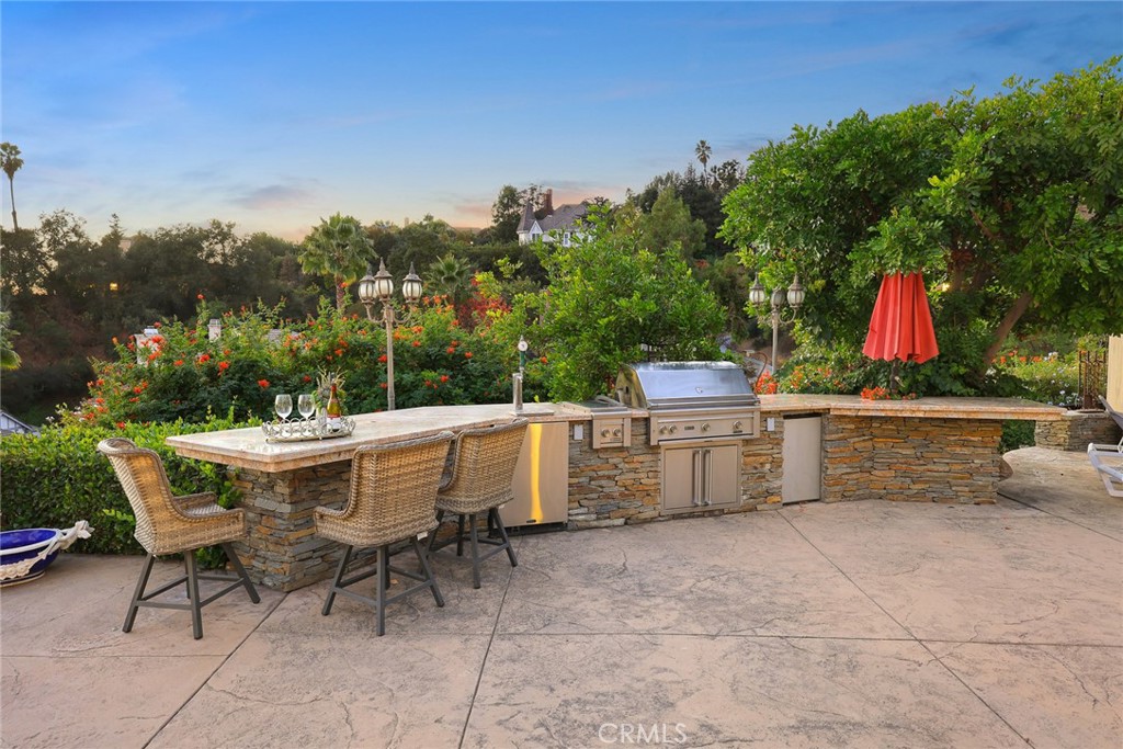 318 N Terrace View Drive