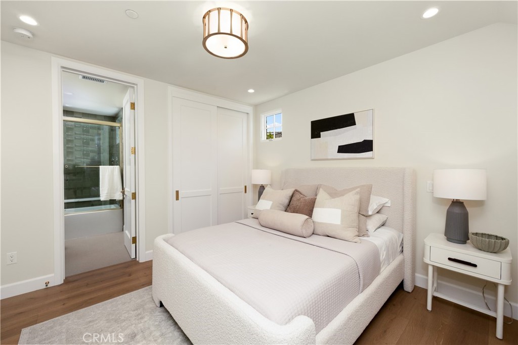 25 Corto Road