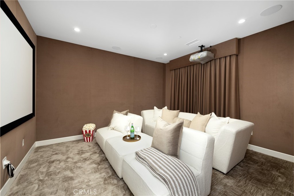 25 Corto Road