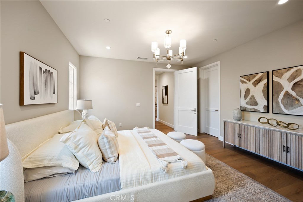 25 Corto Road