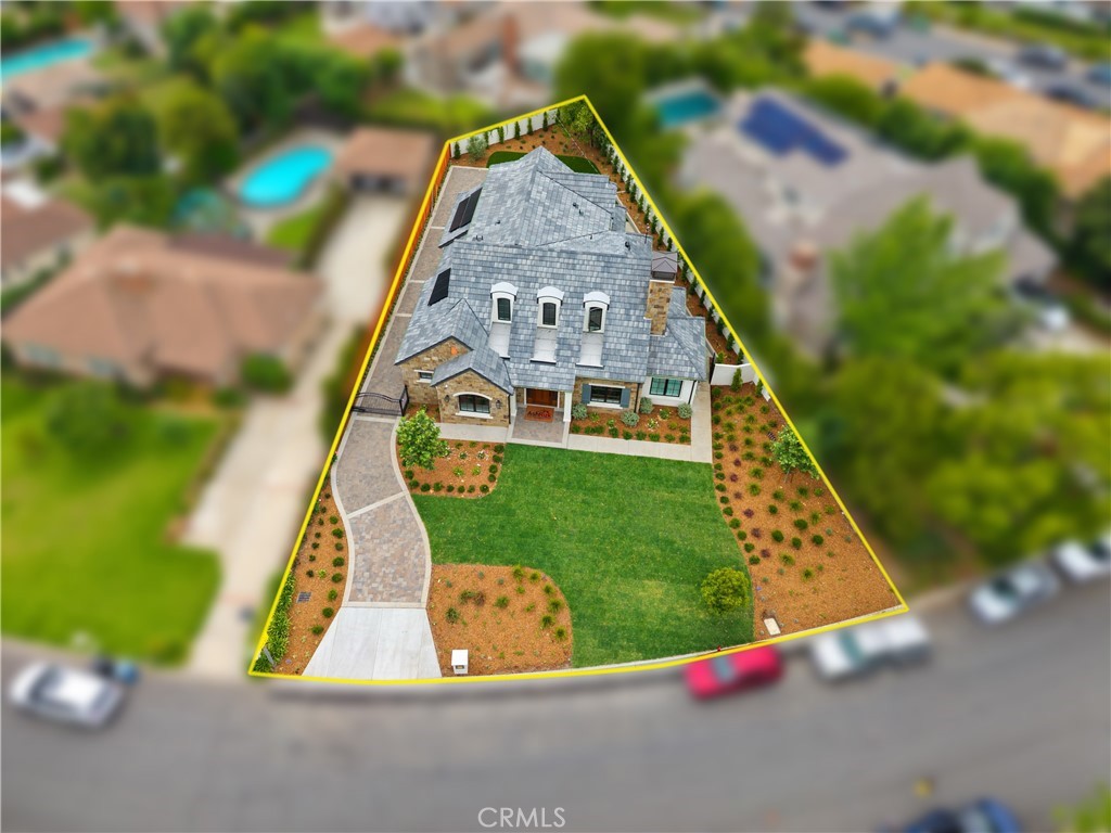 25 Corto Road