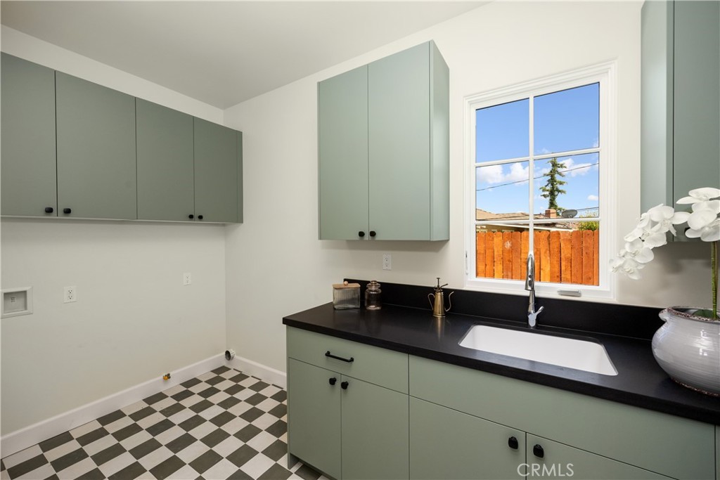 25 Corto Road