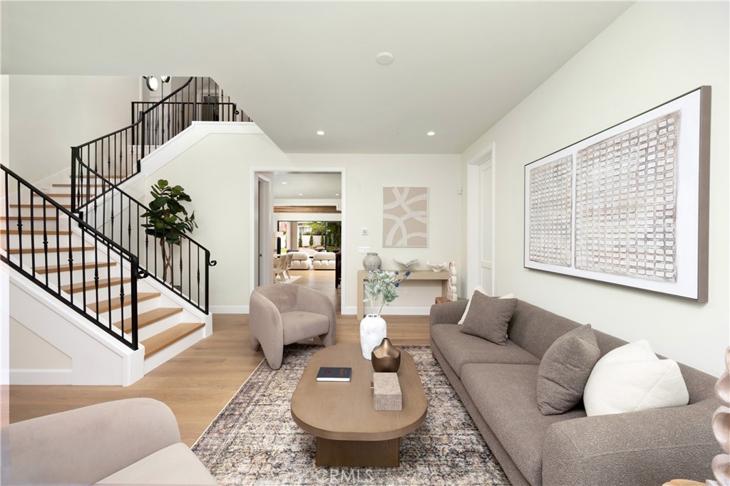 25 Corto Road