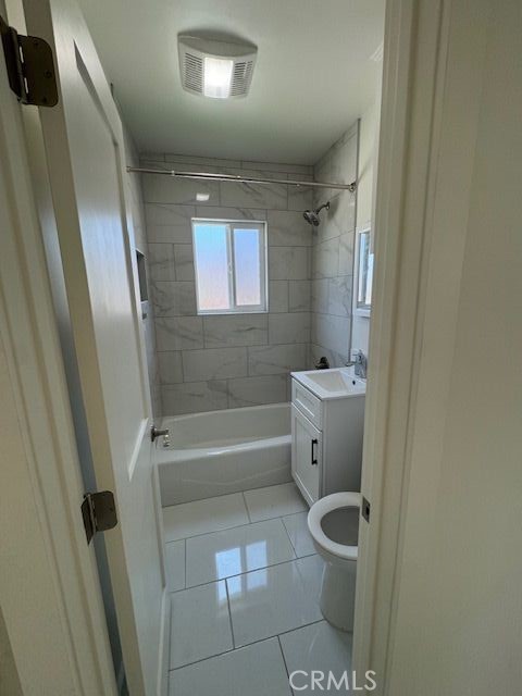 224 1/2 W Cypress Ave.