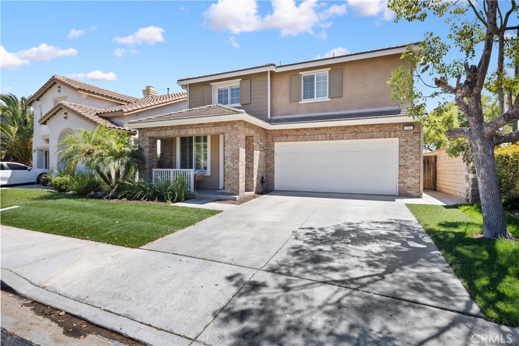 154 Fernpine Lane