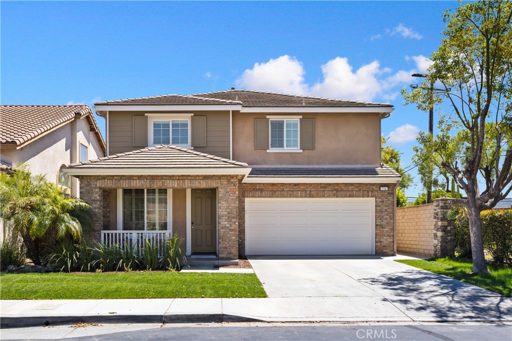 154 Fernpine Lane
