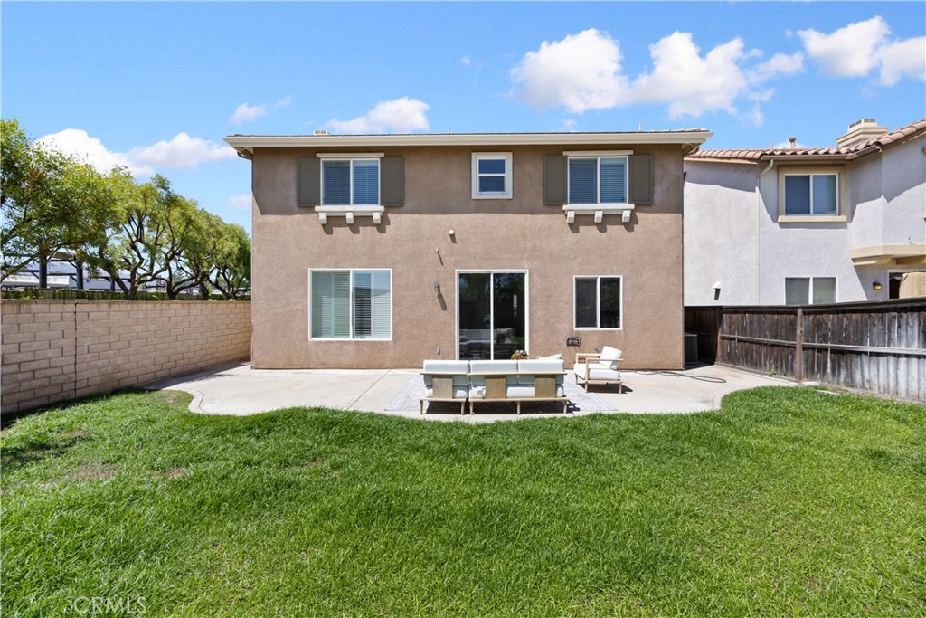 154 Fernpine Lane