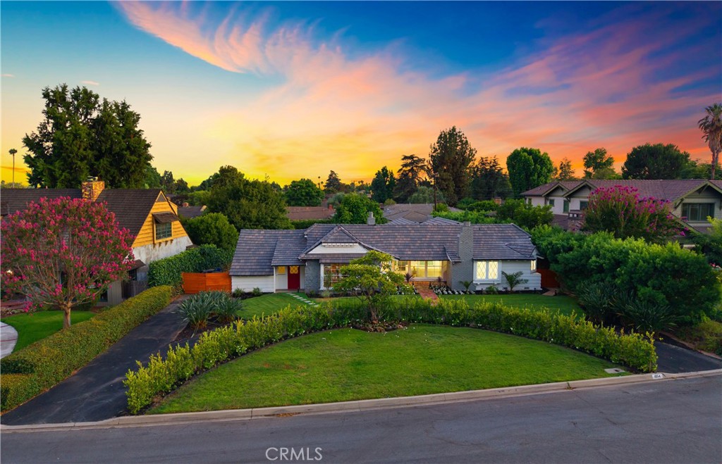 1054 Volante Drive