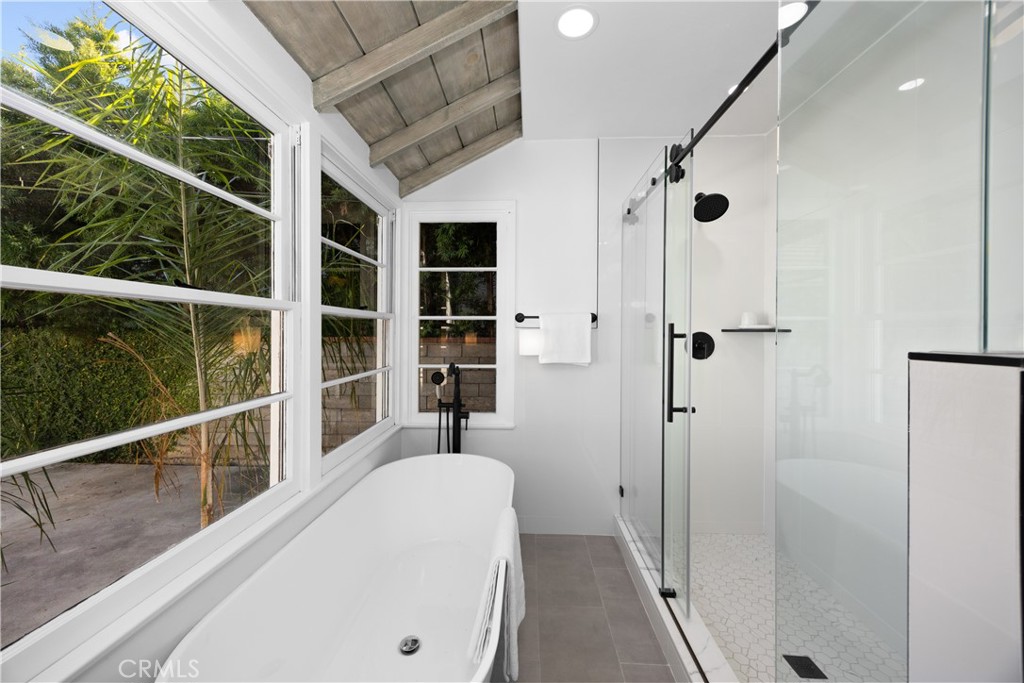 1054 Volante Drive