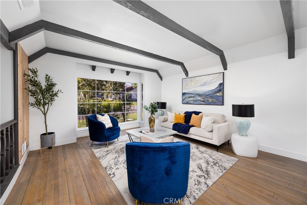 1054 Volante Drive