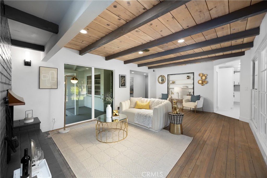 1054 Volante Drive