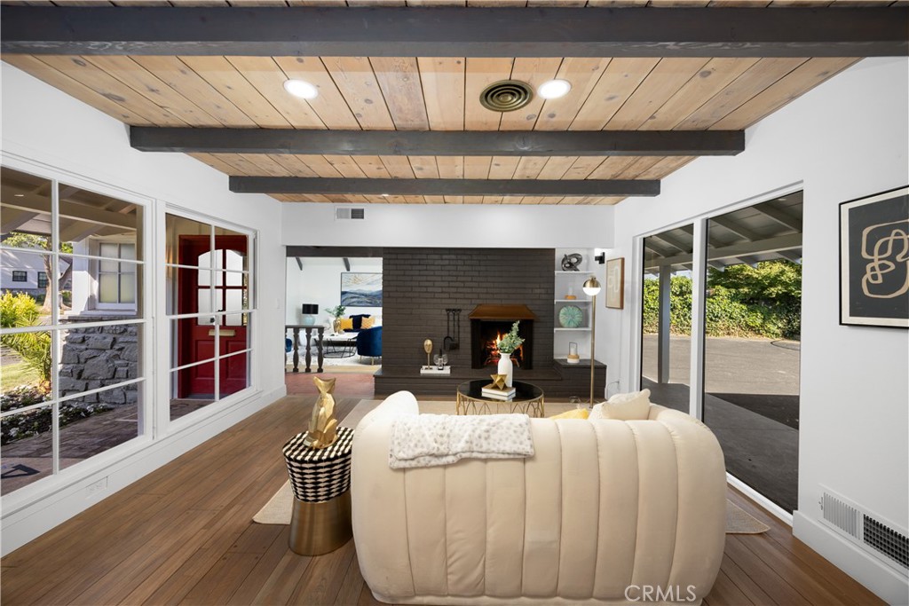 1054 Volante Drive