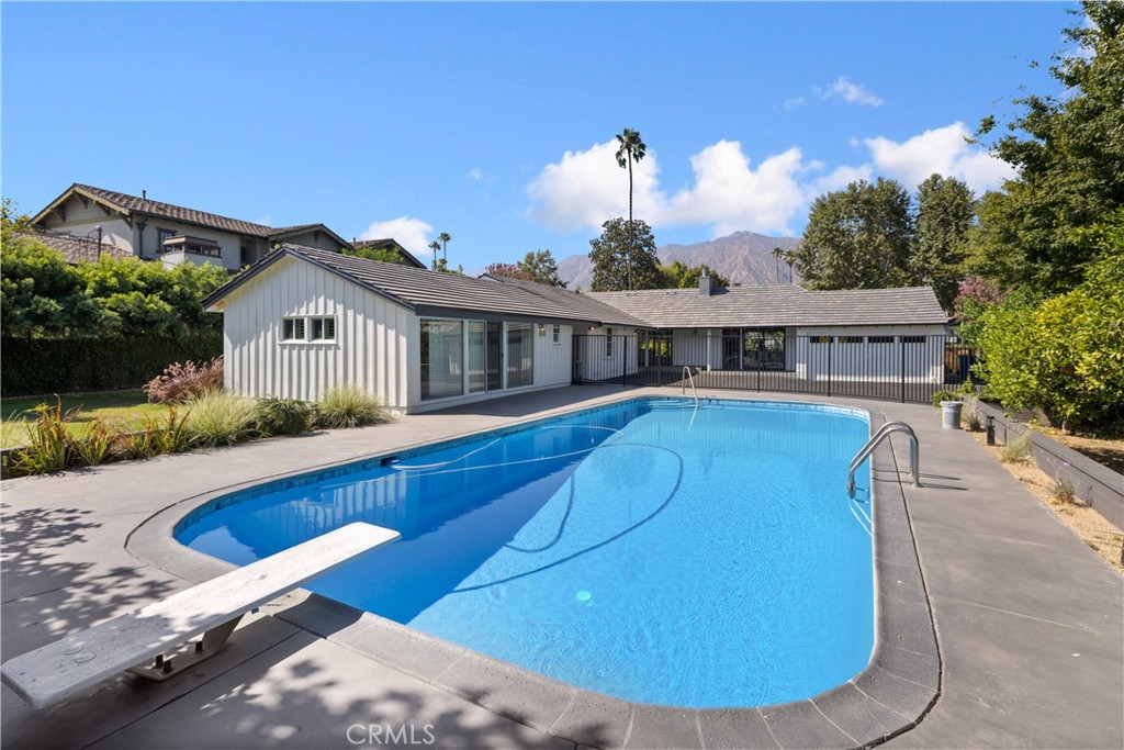 1054 Volante Drive