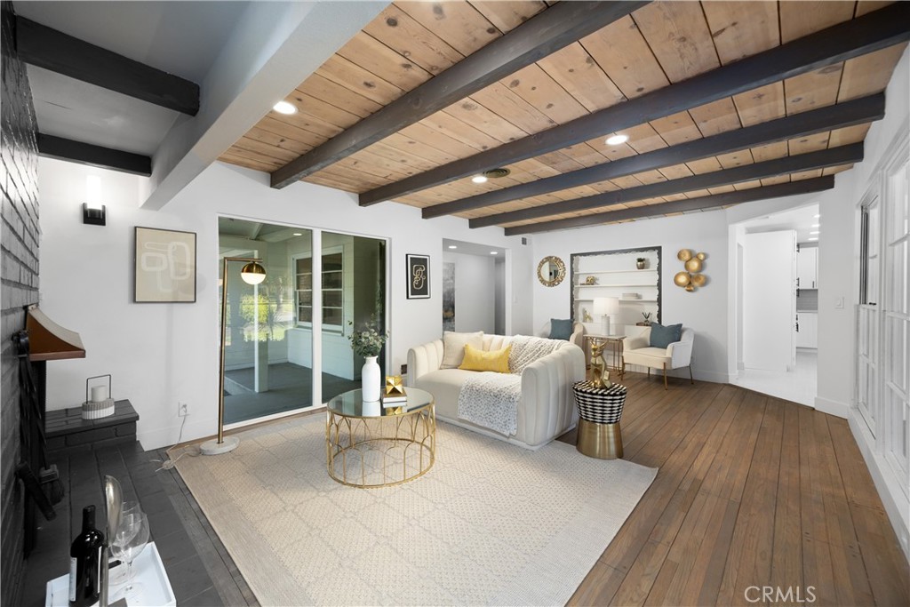 1054 Volante Drive