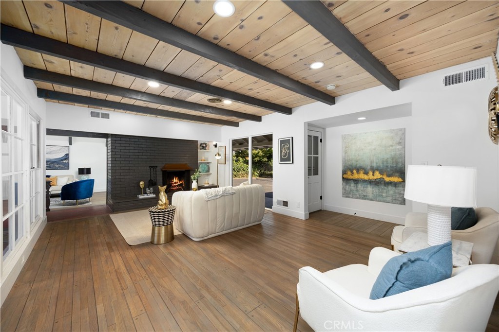 1054 Volante Drive